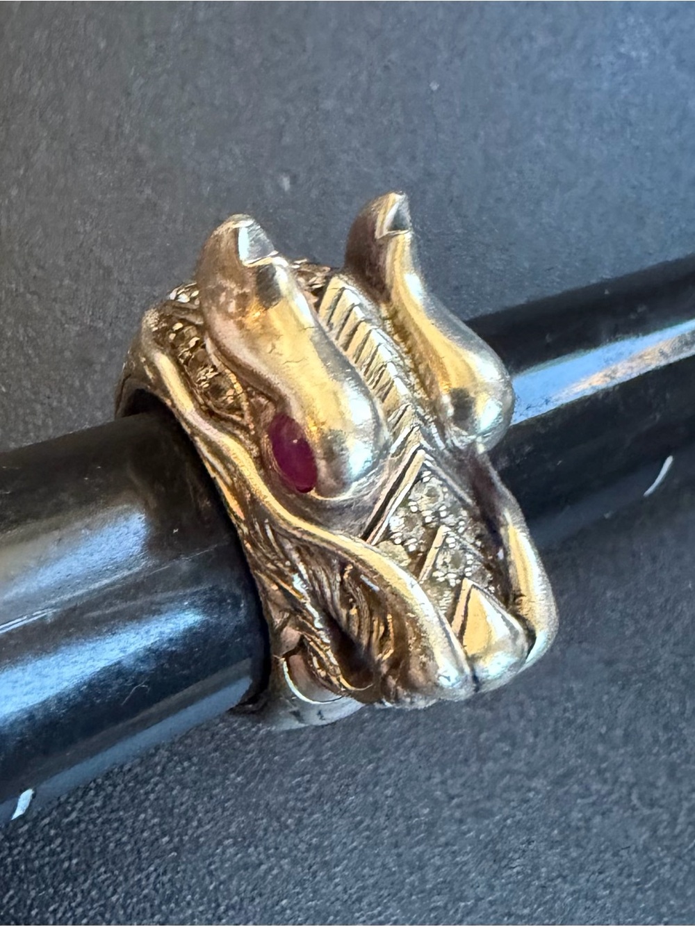 John Hardy ‘Year of the Dragon’ Sterling Silver Dragon Ring w/ ruby & sapphires - Picture 4 of 15